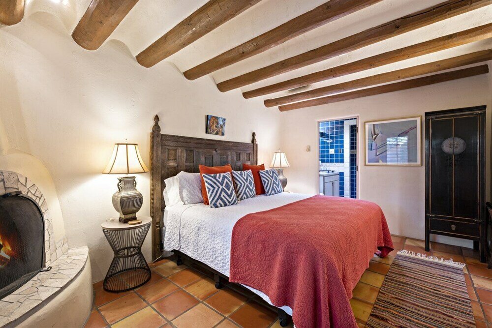 Фото Casa Siempre Mayo - Railyard Gem, Walk to Plaza