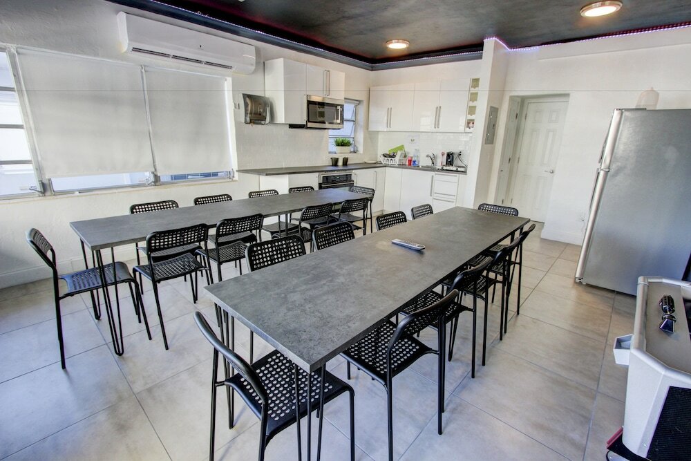 Фото Miami International by Lowkl