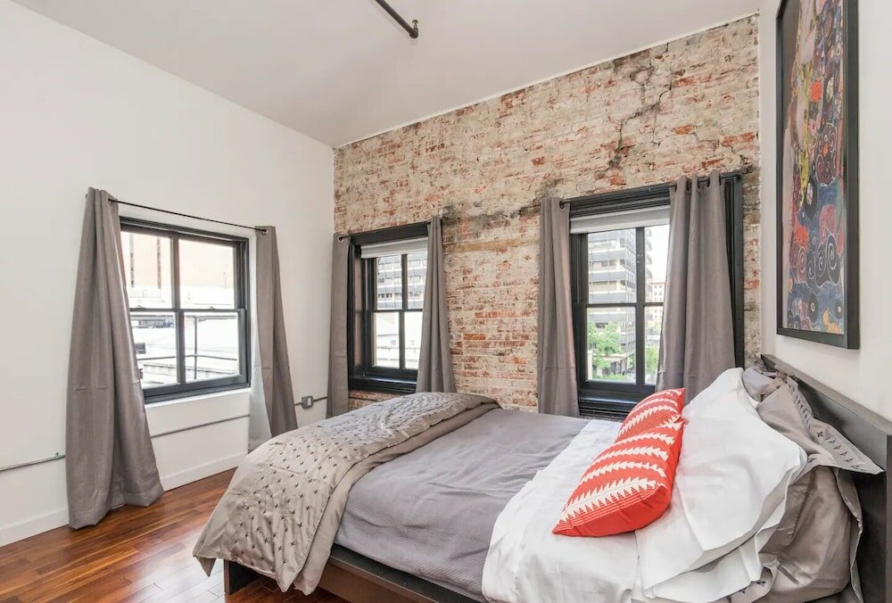 Фото Pristine 3 Br Million-Dollar Loft