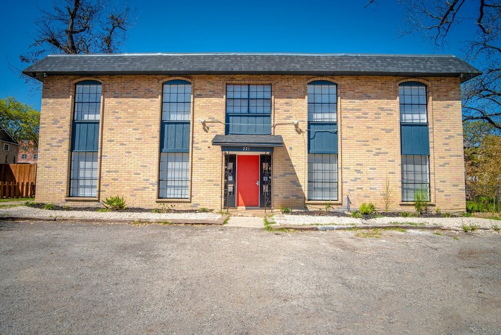 Фото Awesome Place 2br/2ba Near Downtown and Riverwalk