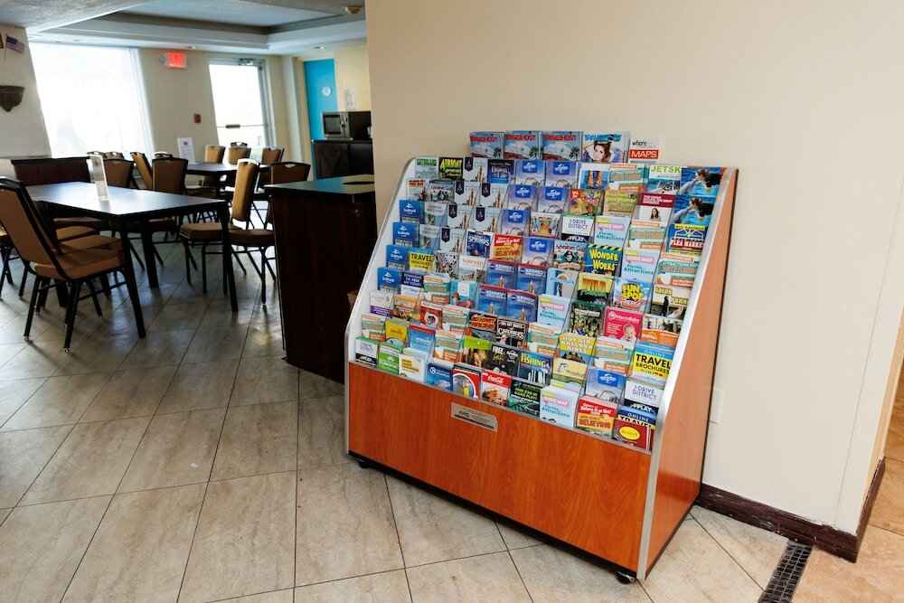 Фото Garnet Inn & Suites, Orlando