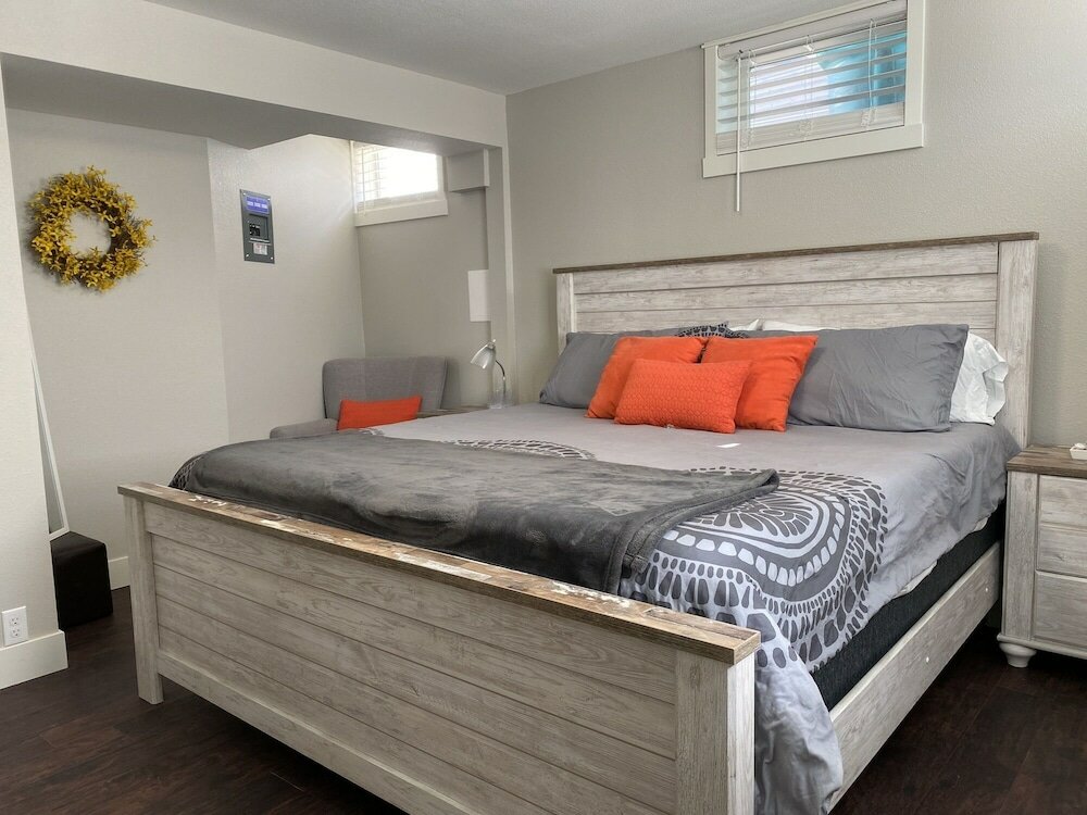 Фото Charming Bungalow Next to Csu - Free Cruiser Bikes