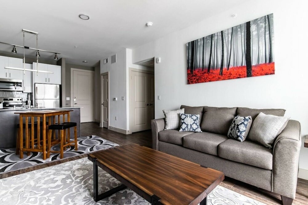 Фото StayOvr at Legacy West - Windrose