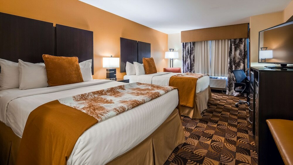 Фото Best Western Plus Whitewater Inn