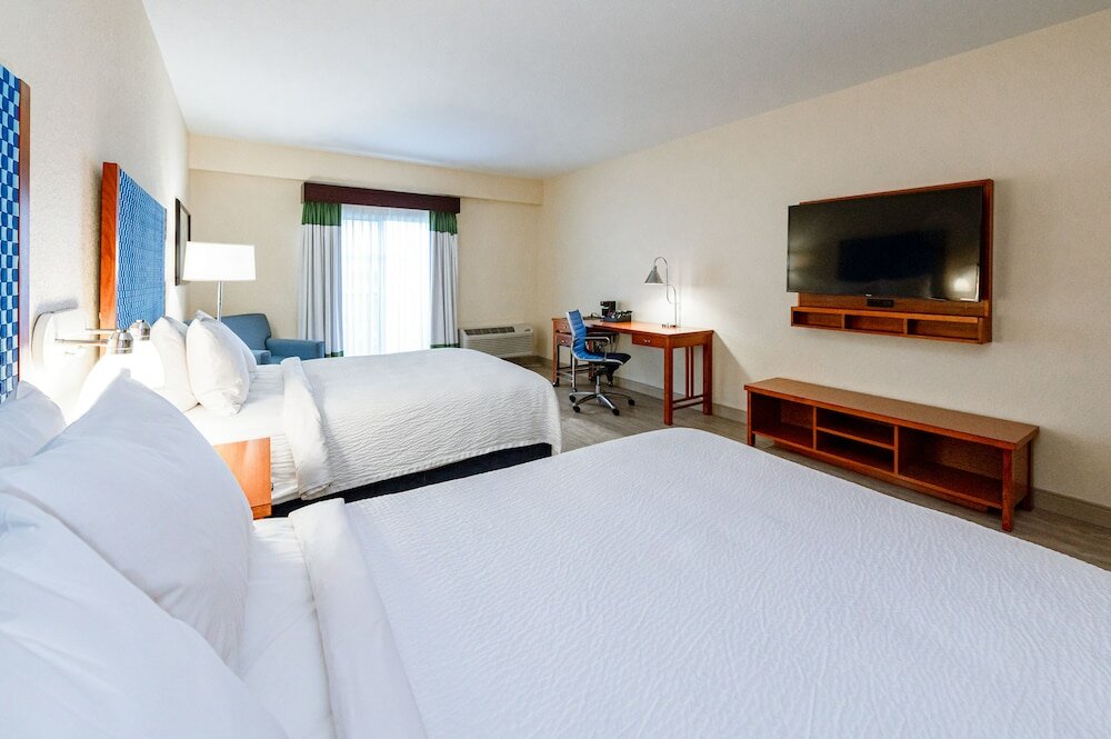 Фото Seven Sebring Raceway Hotel