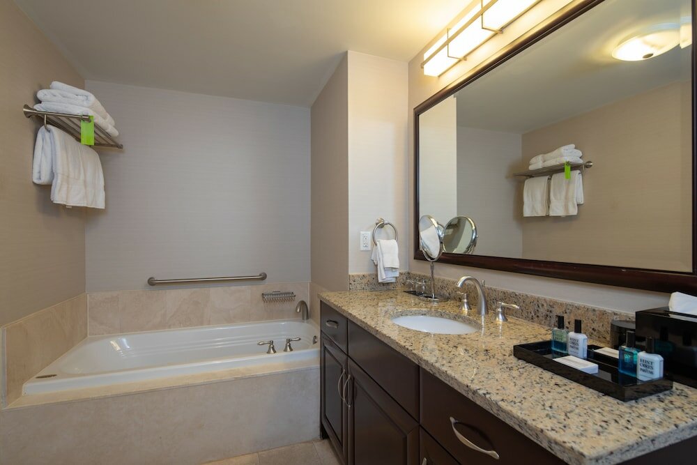 Фото Fontainebleau Miami Beach Private Luxury Suites