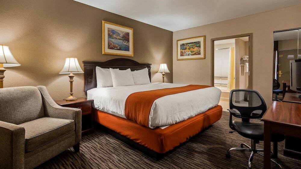 Фото Best Western Gateway Adirondack Inn