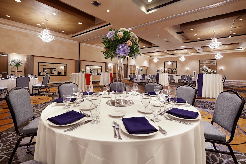 Фото DoubleTree by Hilton Hotel Orlando Downtown