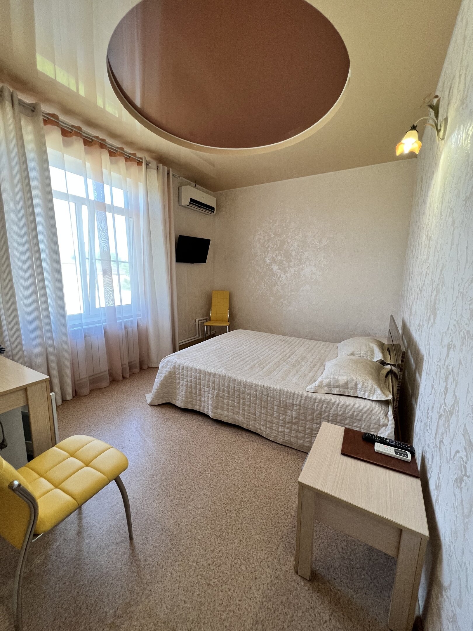 Фото Славия