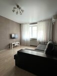 Apartment complex on Matrosov-Chernyakhovsky (ulitsa Matrosova, 16), short-term housing rental
