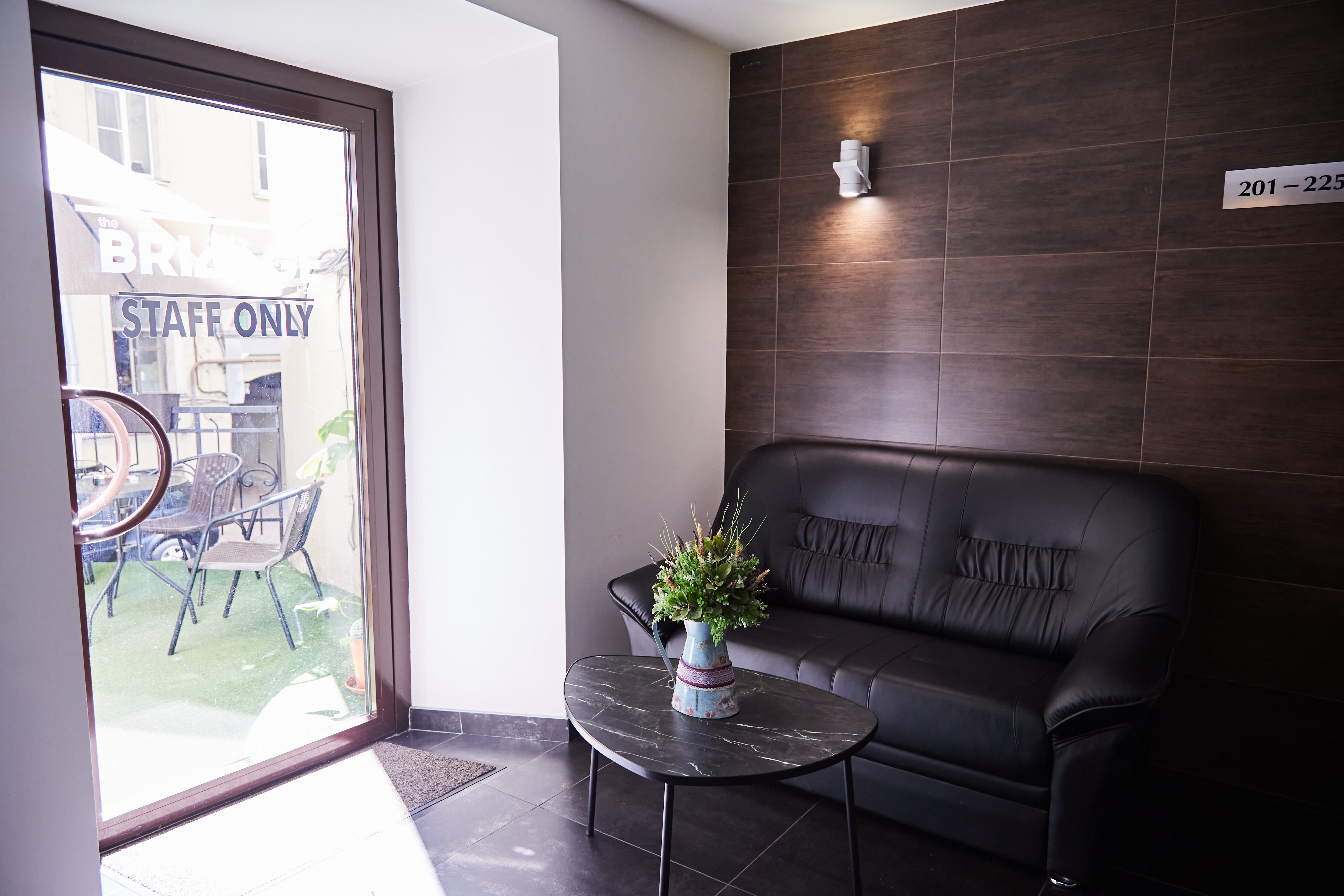 Фото Отель Бридж