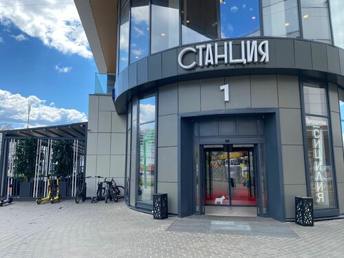 Жалаңаш және кеуделі Зеленоград