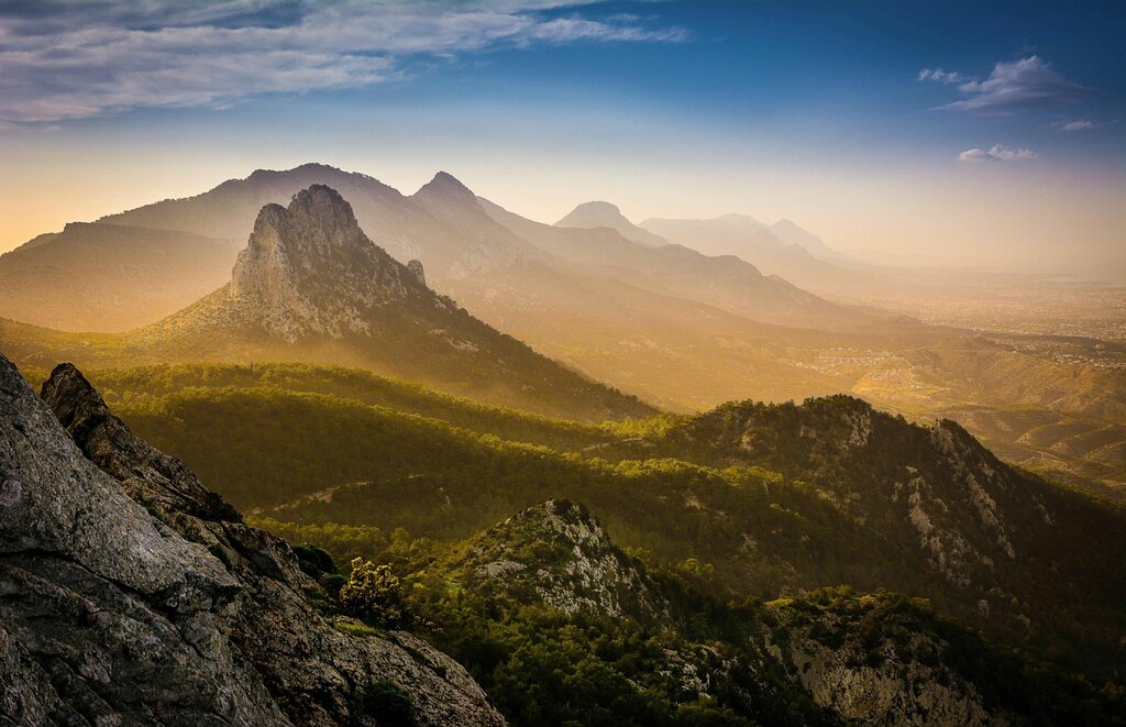 Mountain peak Selvili Tepe 1023 meters, Earth, photo