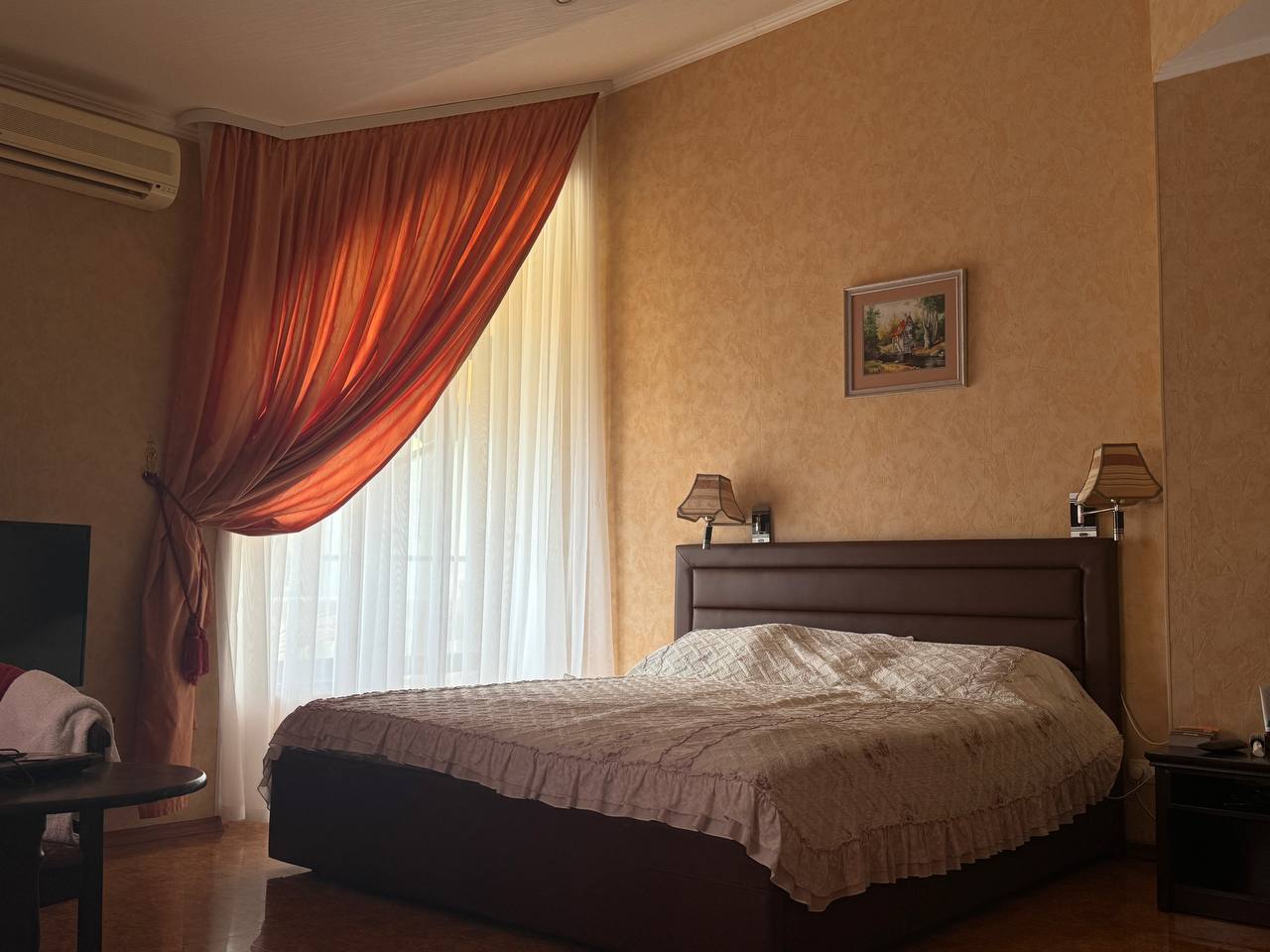 Фото Глория