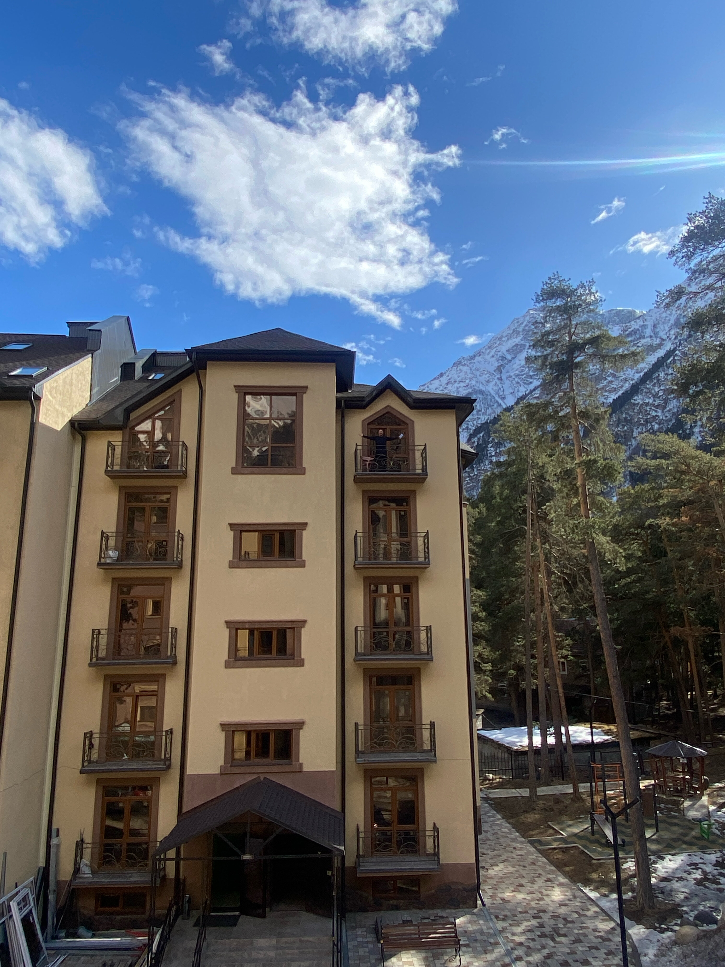 Фото отеля 1