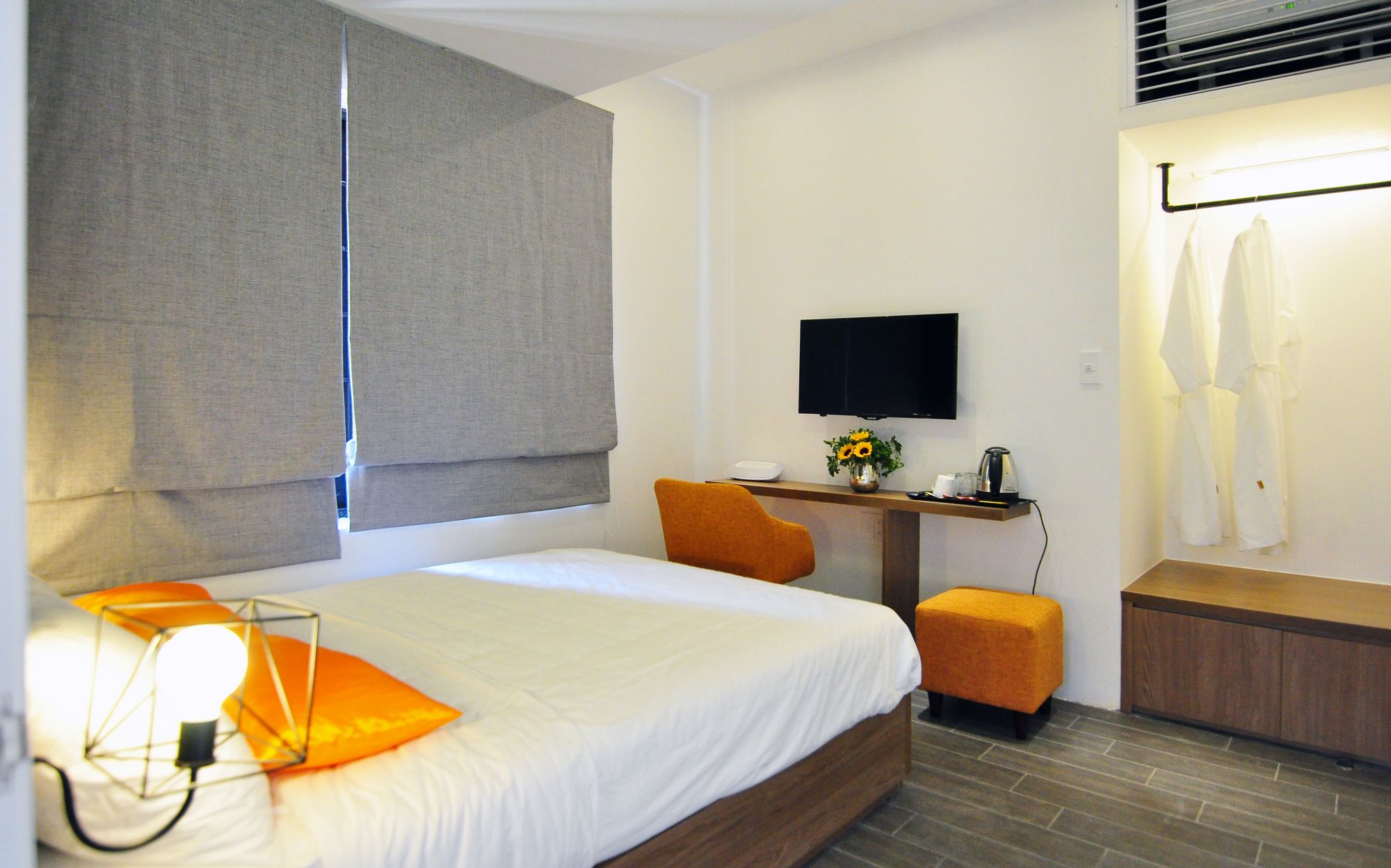 Фото The Junction Hotel Hai Ba Trung