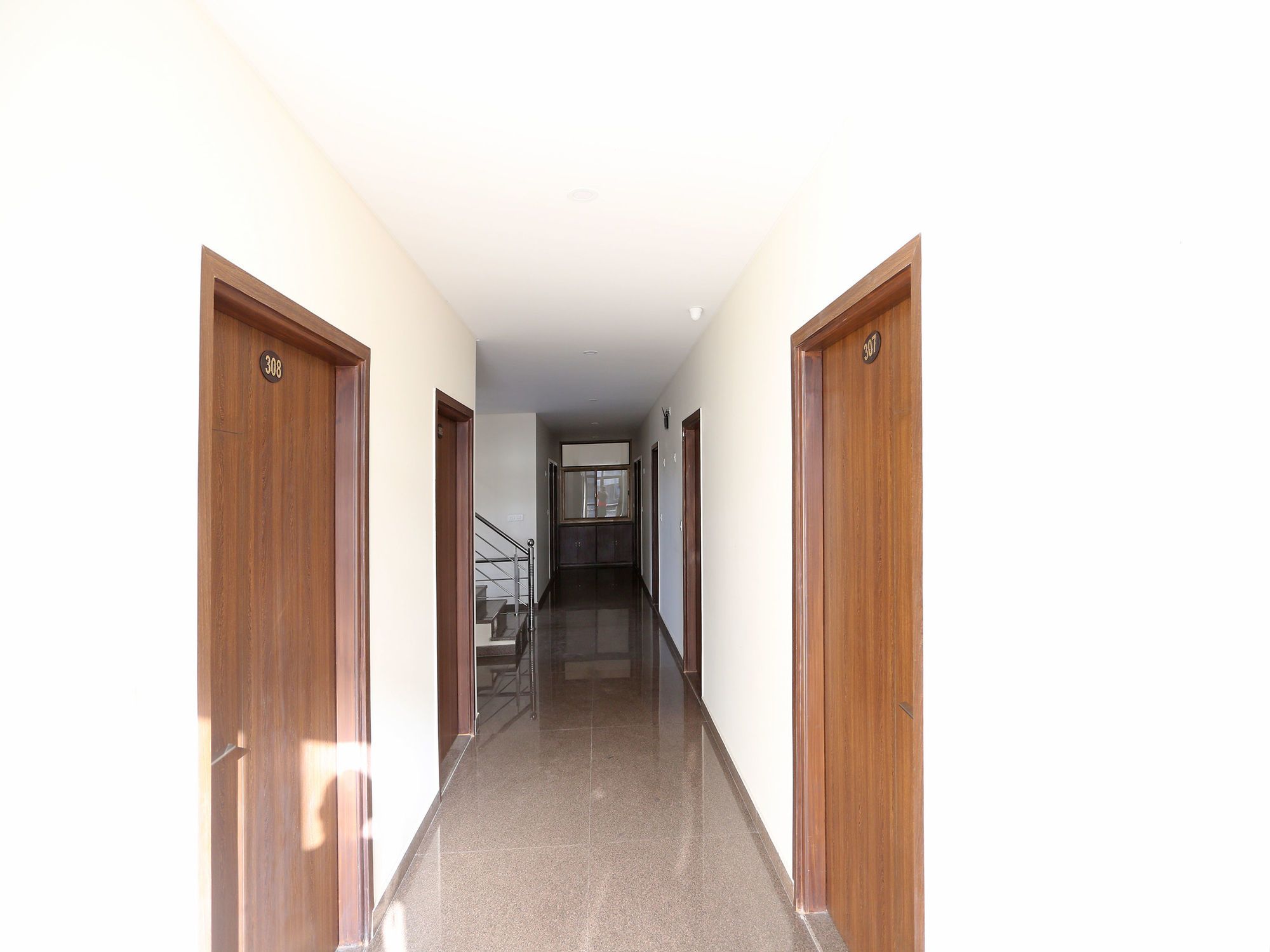 Фото Oyo 9304 Hotel Swastika