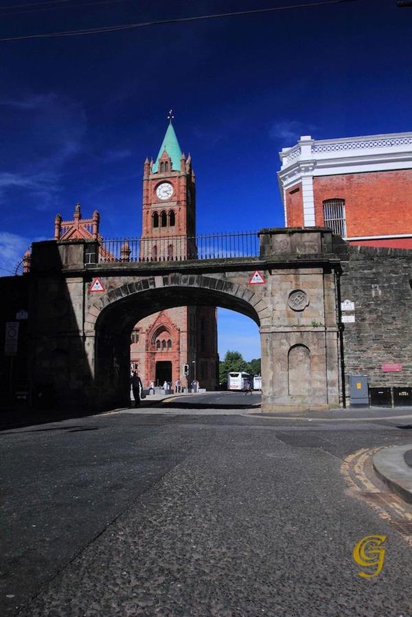 Фото Elagh View Bed & Breakfast