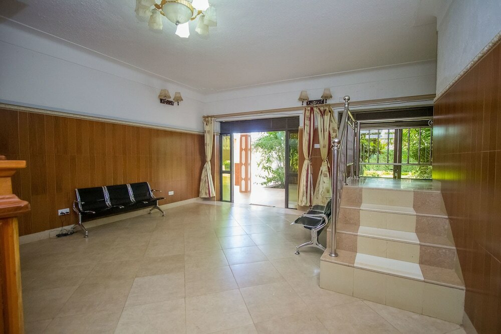 Фото Hibis Hotel