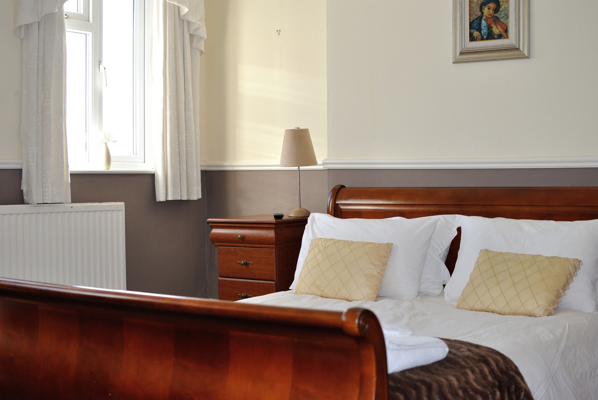 Фото The Waterfront Inn