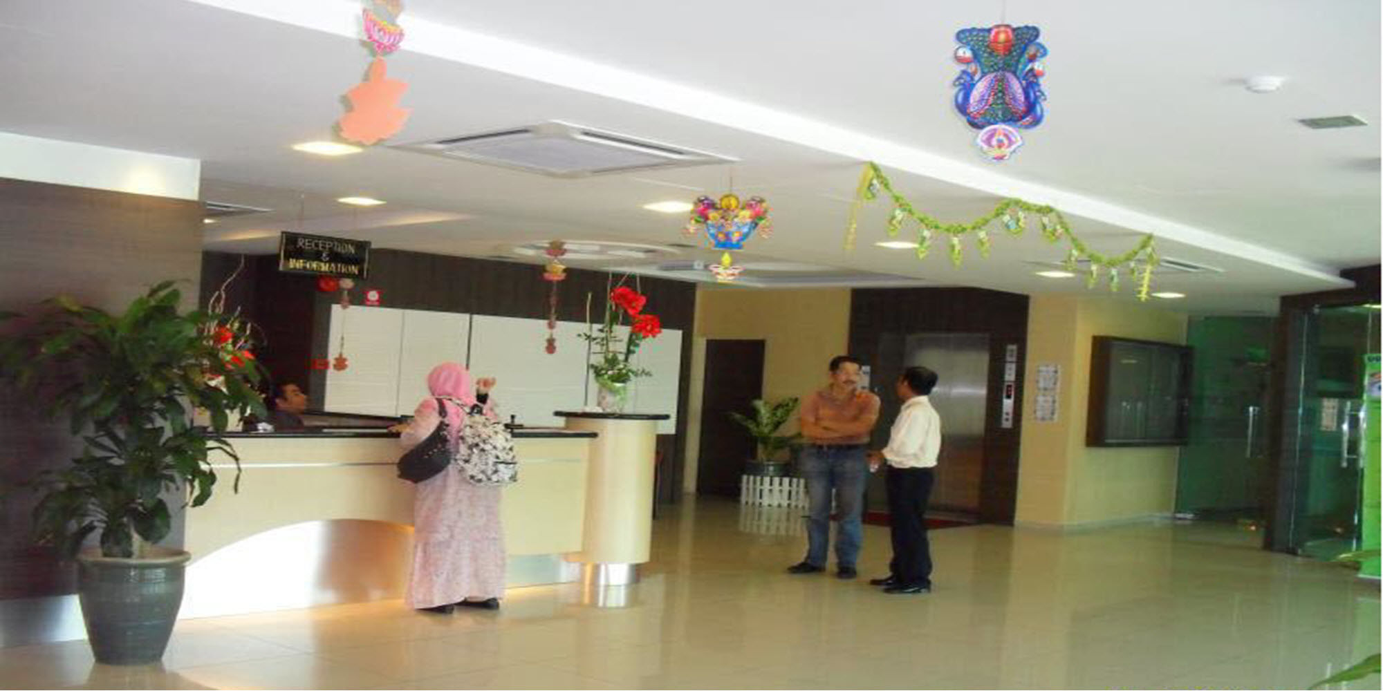 Фото Sutera Hotel