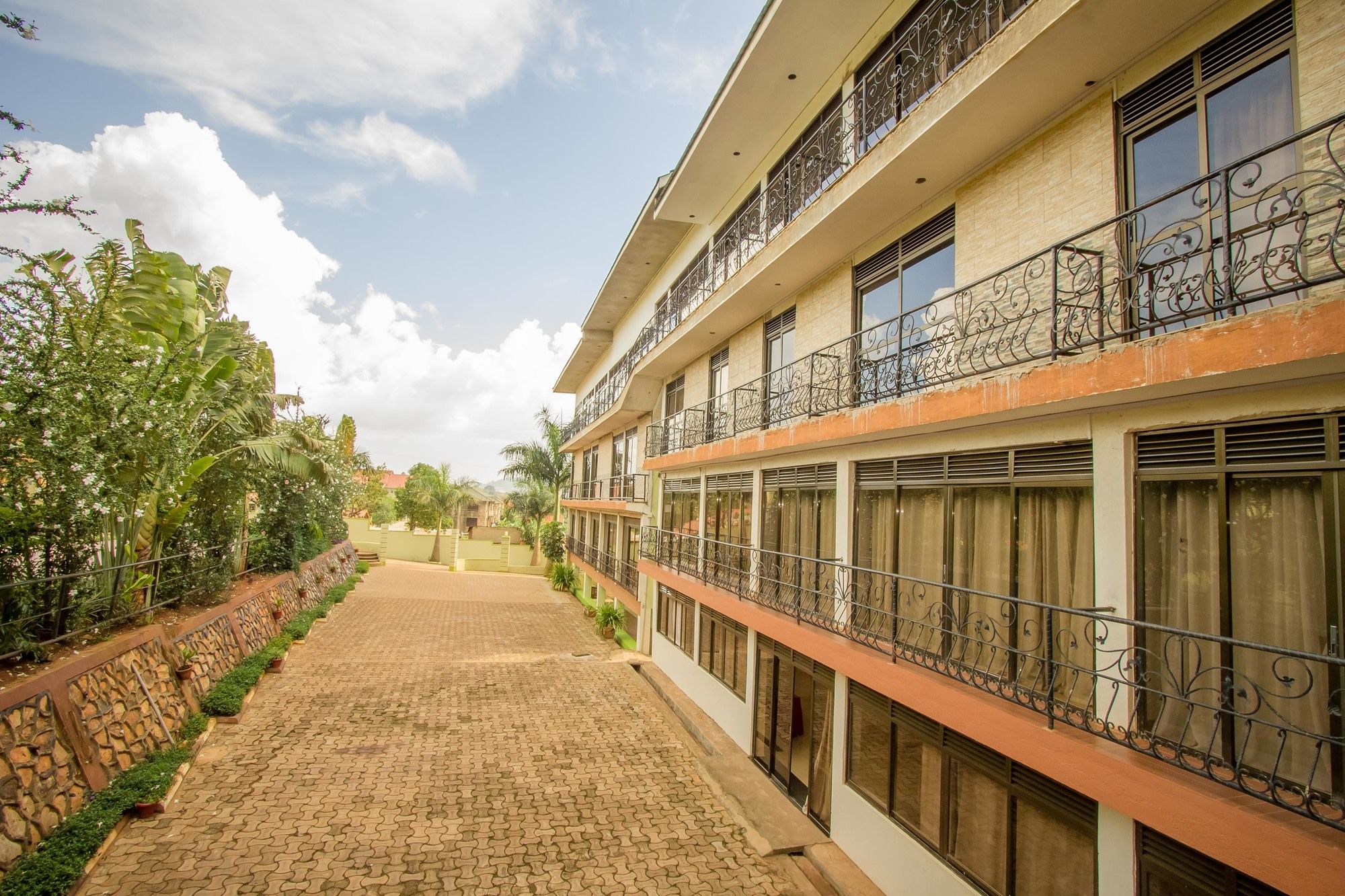 Фото Arch Apartments