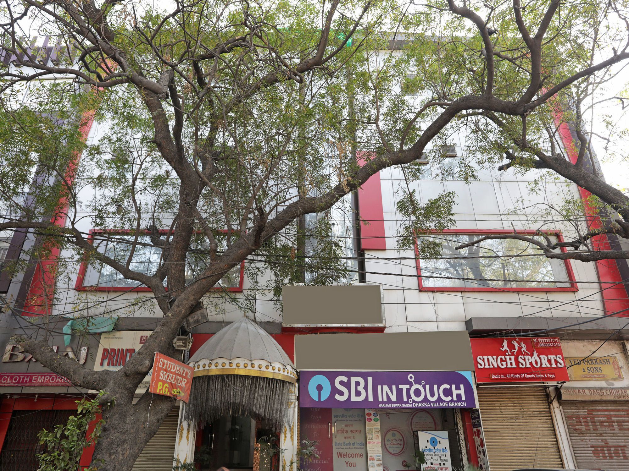 Фото отеля 2