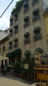 Гостевой дом Hotel The Metropolis
