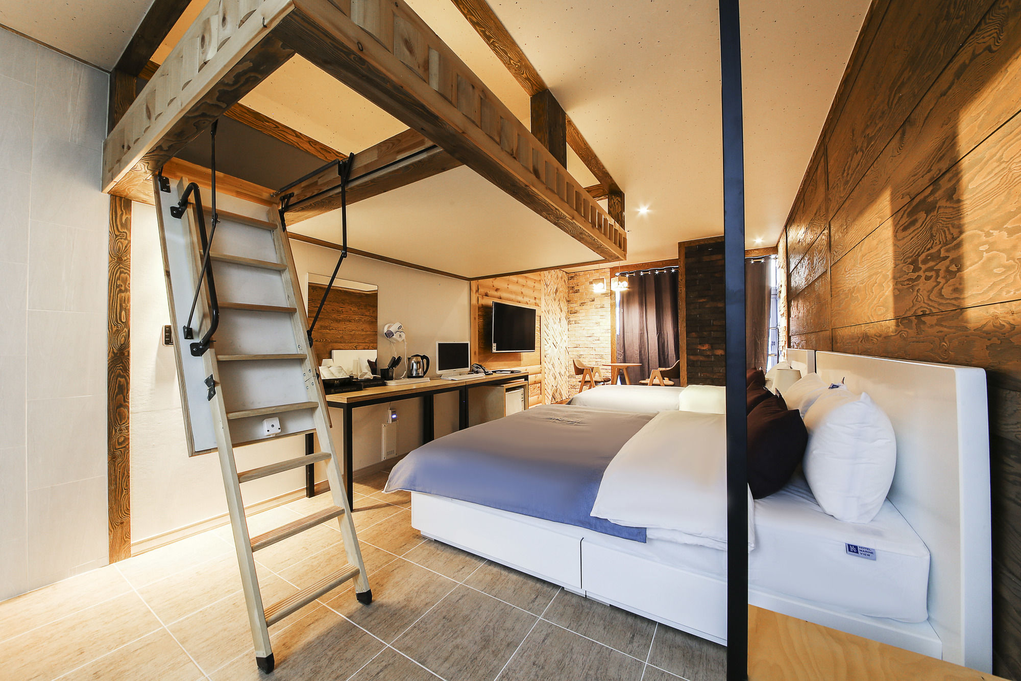 Фото The Marine View Hotel