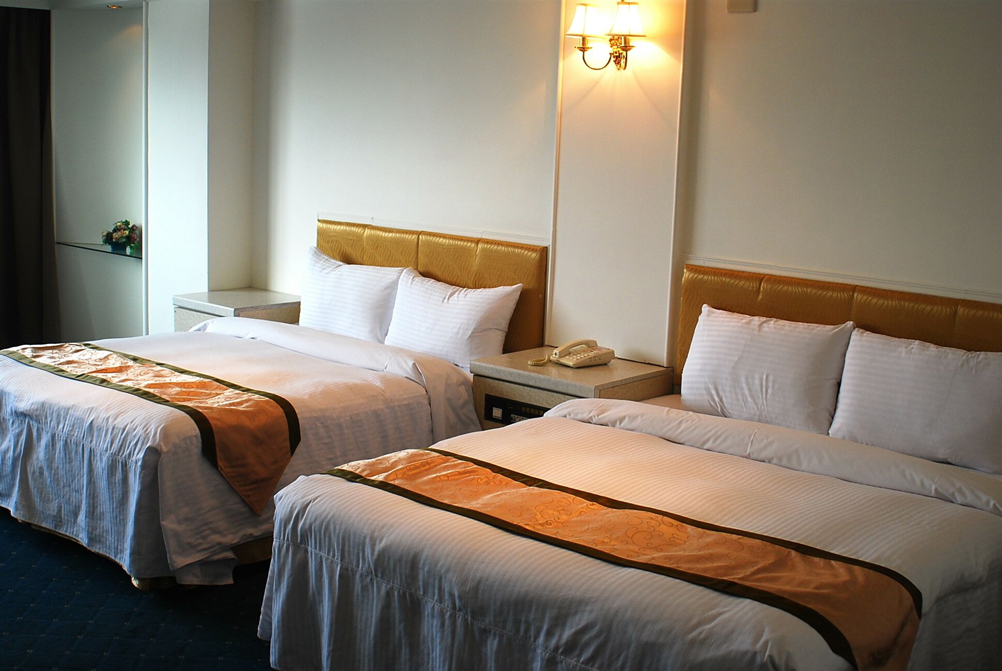 Фото Taitung Bali Suites Hotel