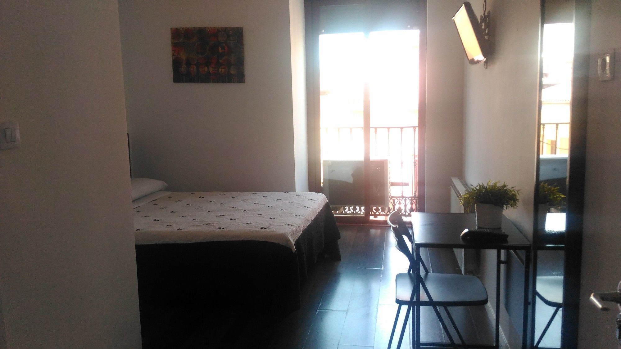 Фото Hostal Alaska