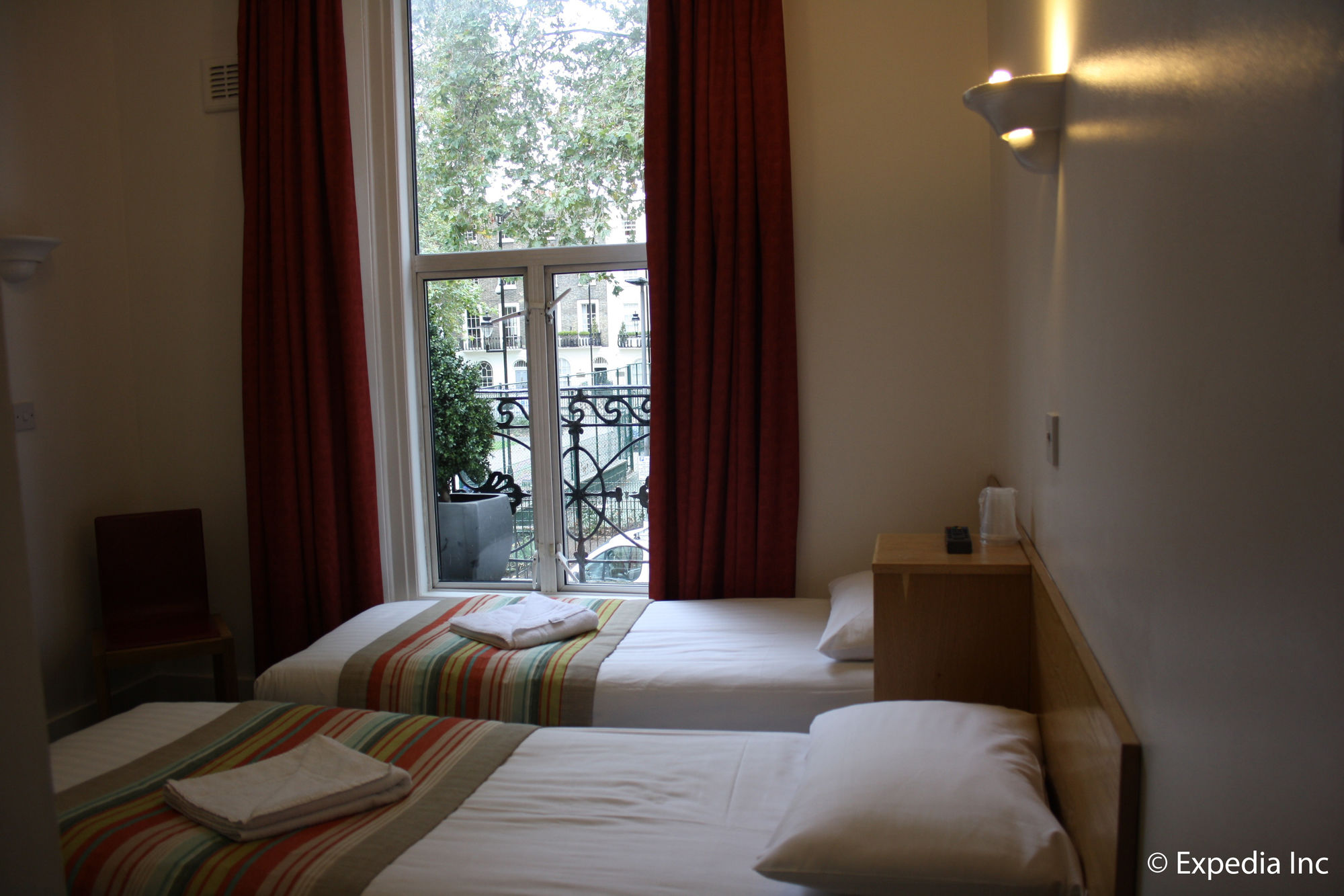 Фото Howard Winchester Hotel