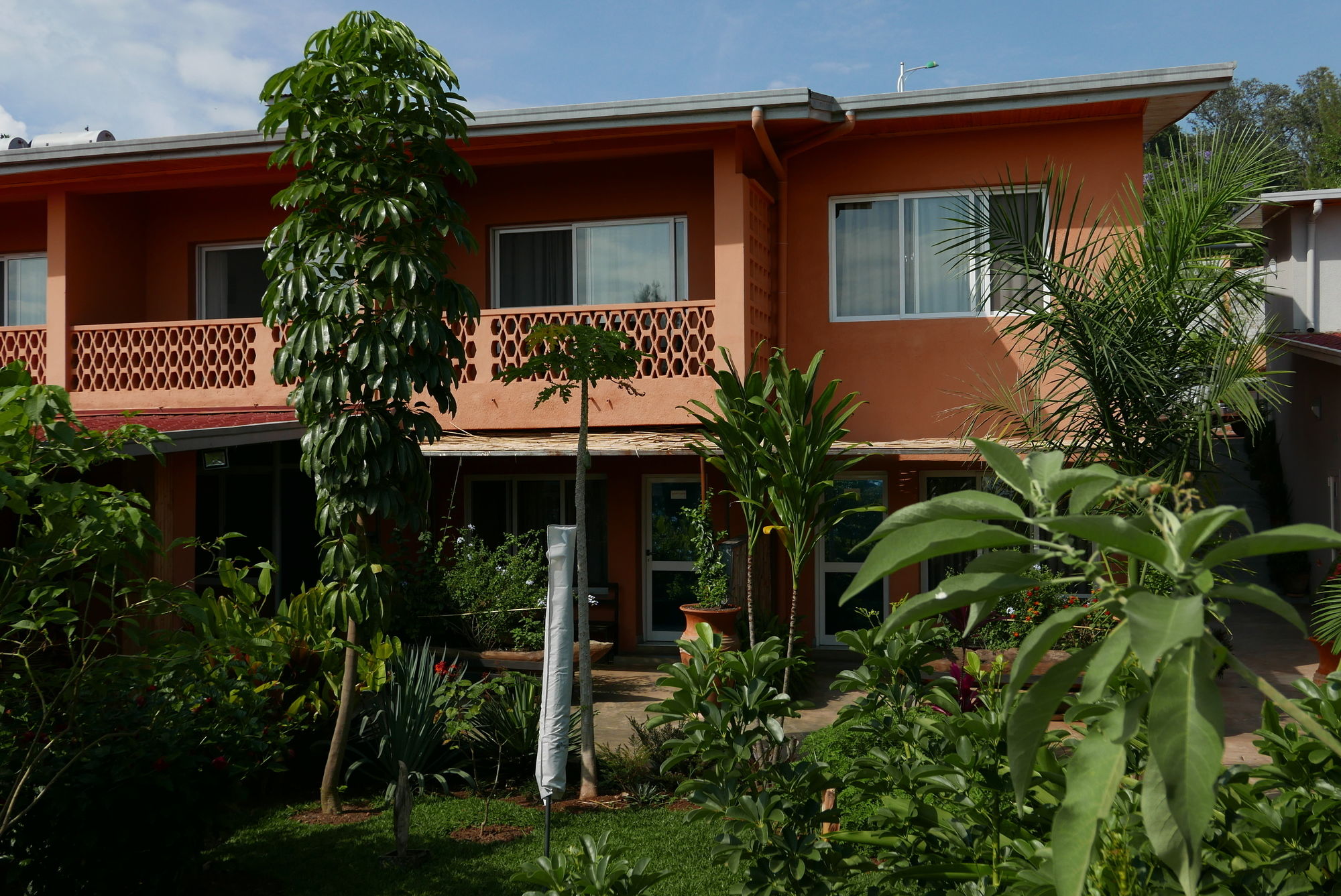 Фото 5 Swiss Hotel