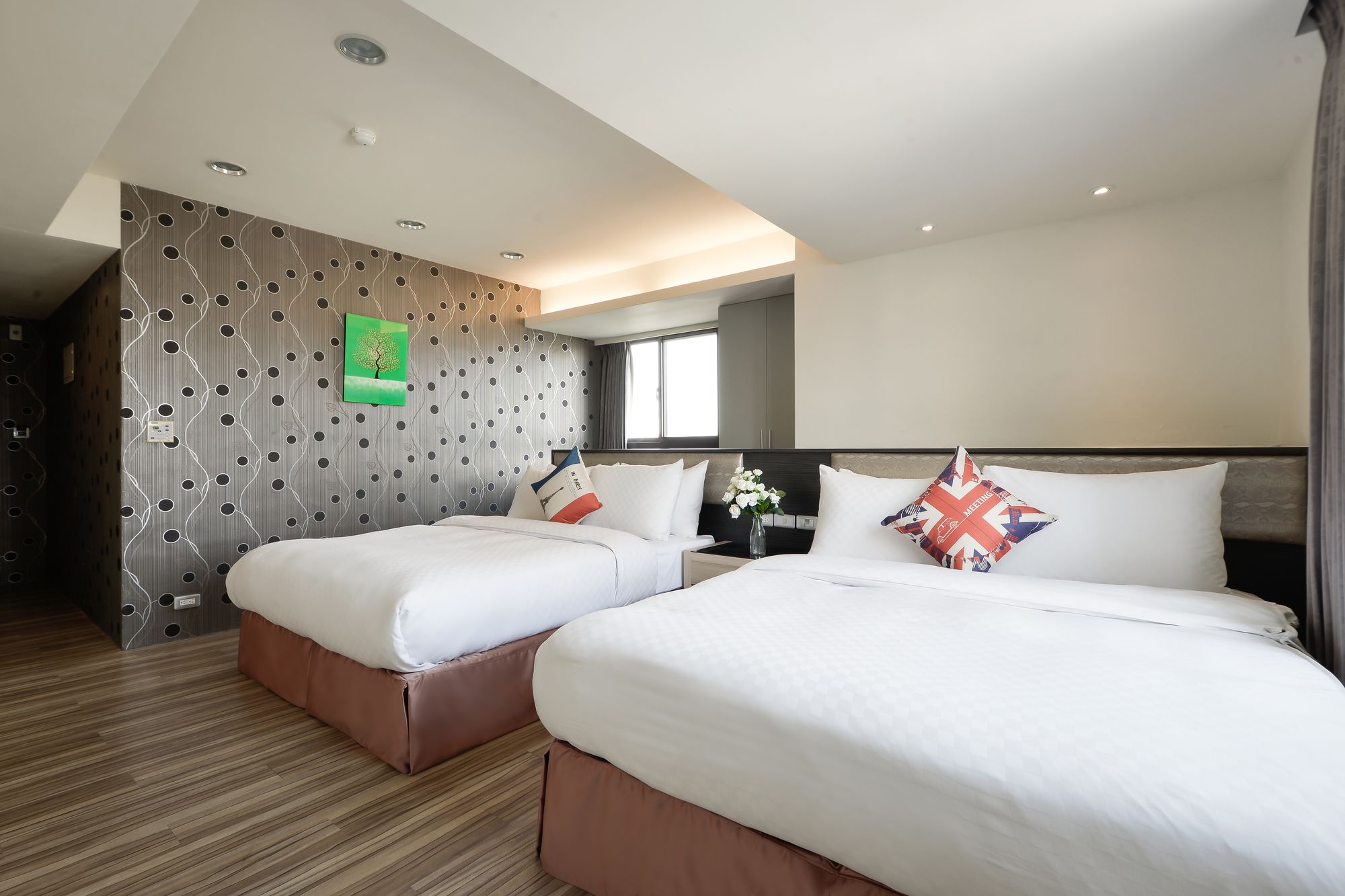 Фото Taichung One Chung Hotel