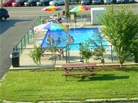 Фото Swiss Cottage Inn