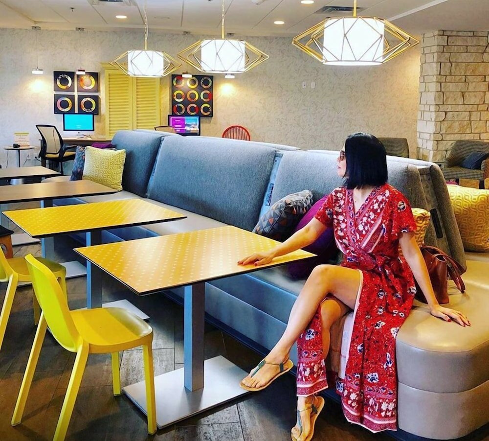 Фото Home2 Suites by Hilton Rosenberg/Sugar Land Area