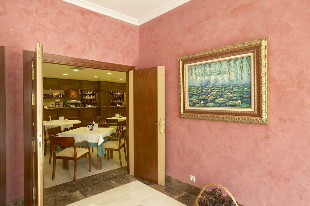 Фото Villa de Gijon