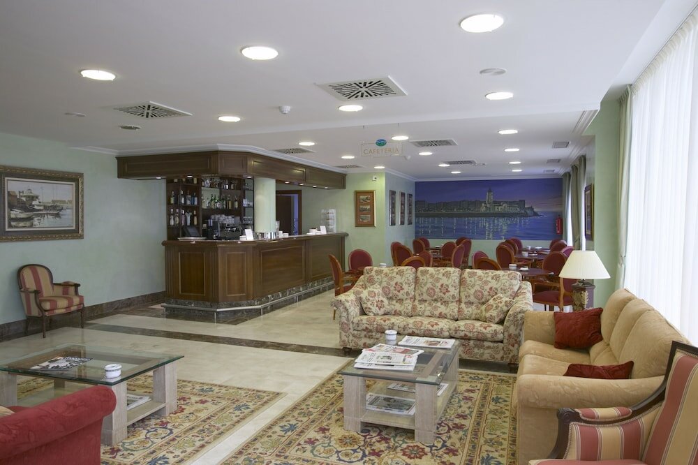 Фото Villa de Gijon