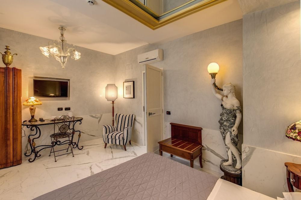 Фото Aurelius Art Gallery Smart Hotel