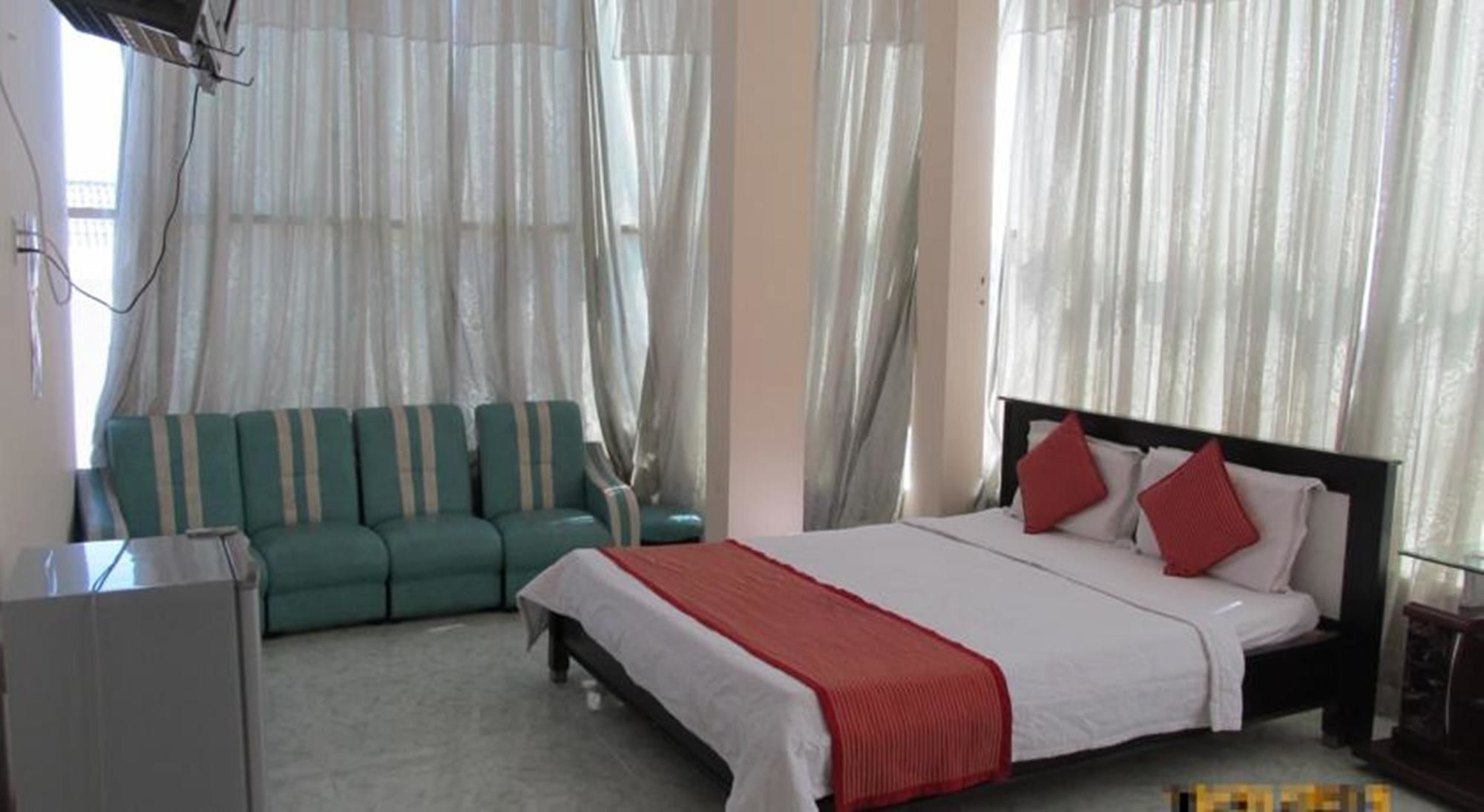 Фото Saigon - Pt Hotel