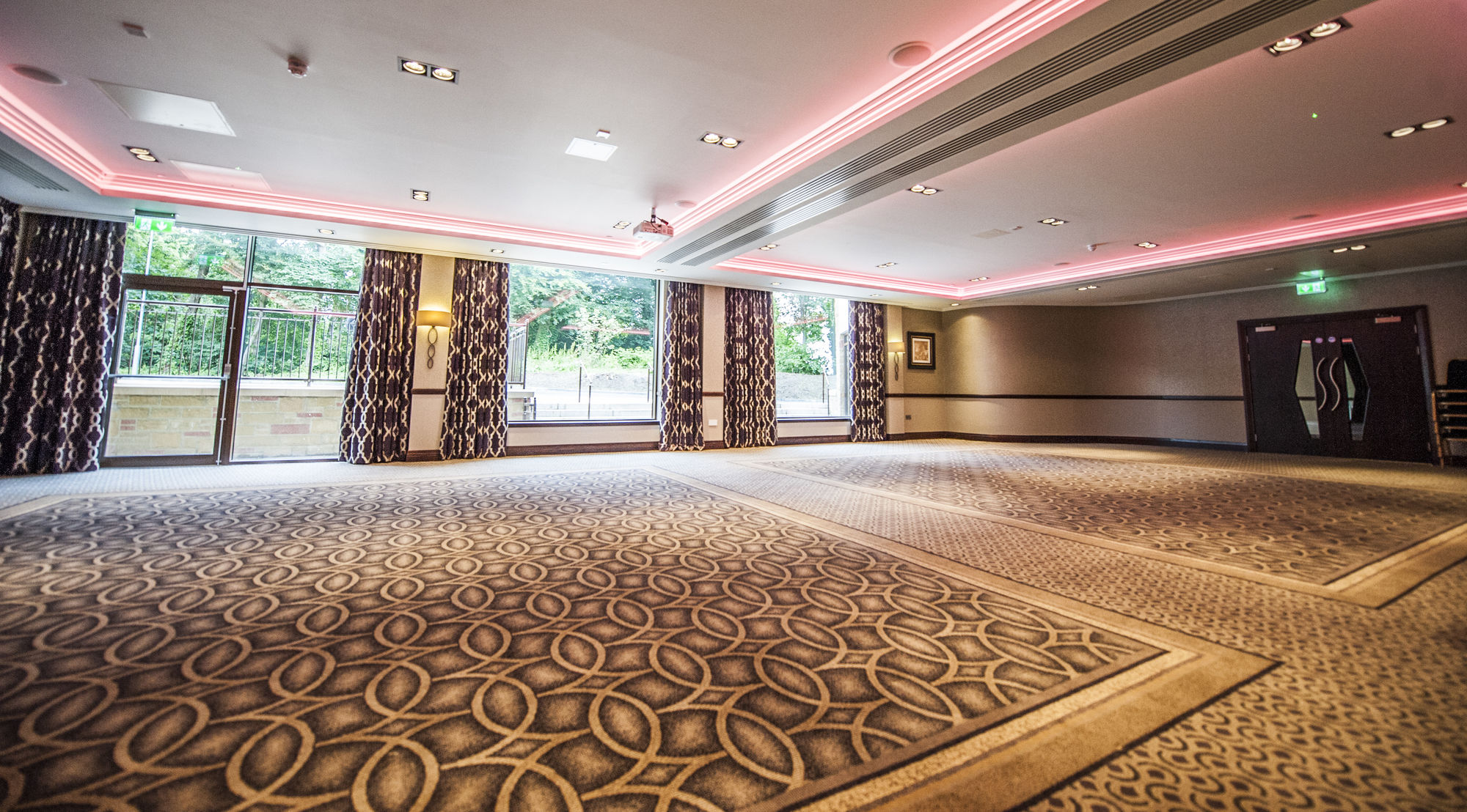 Фото Parklands Hotel & Country Club