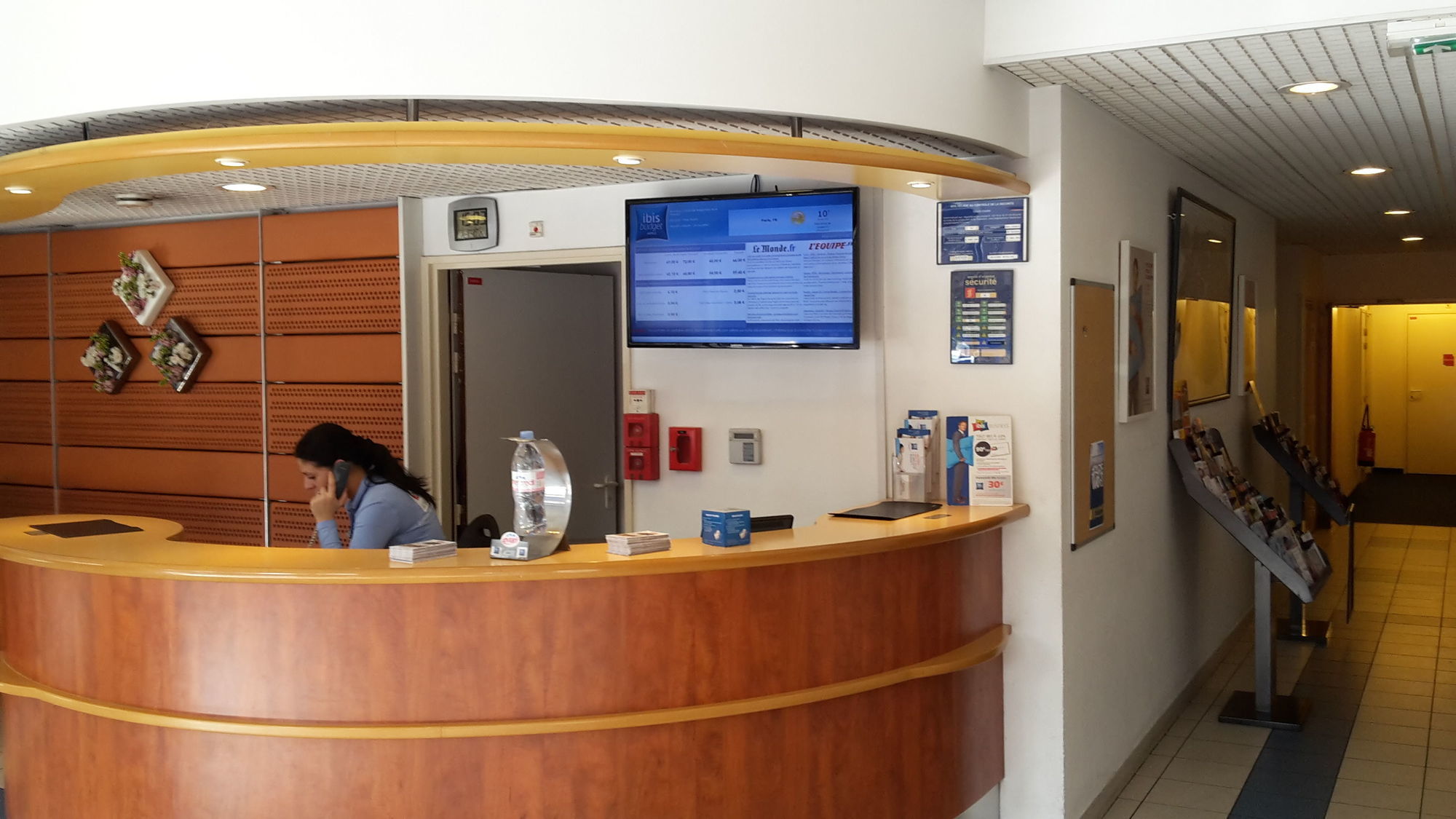 Фото Greet Hotel Paris porte de la Chapelle Aréna