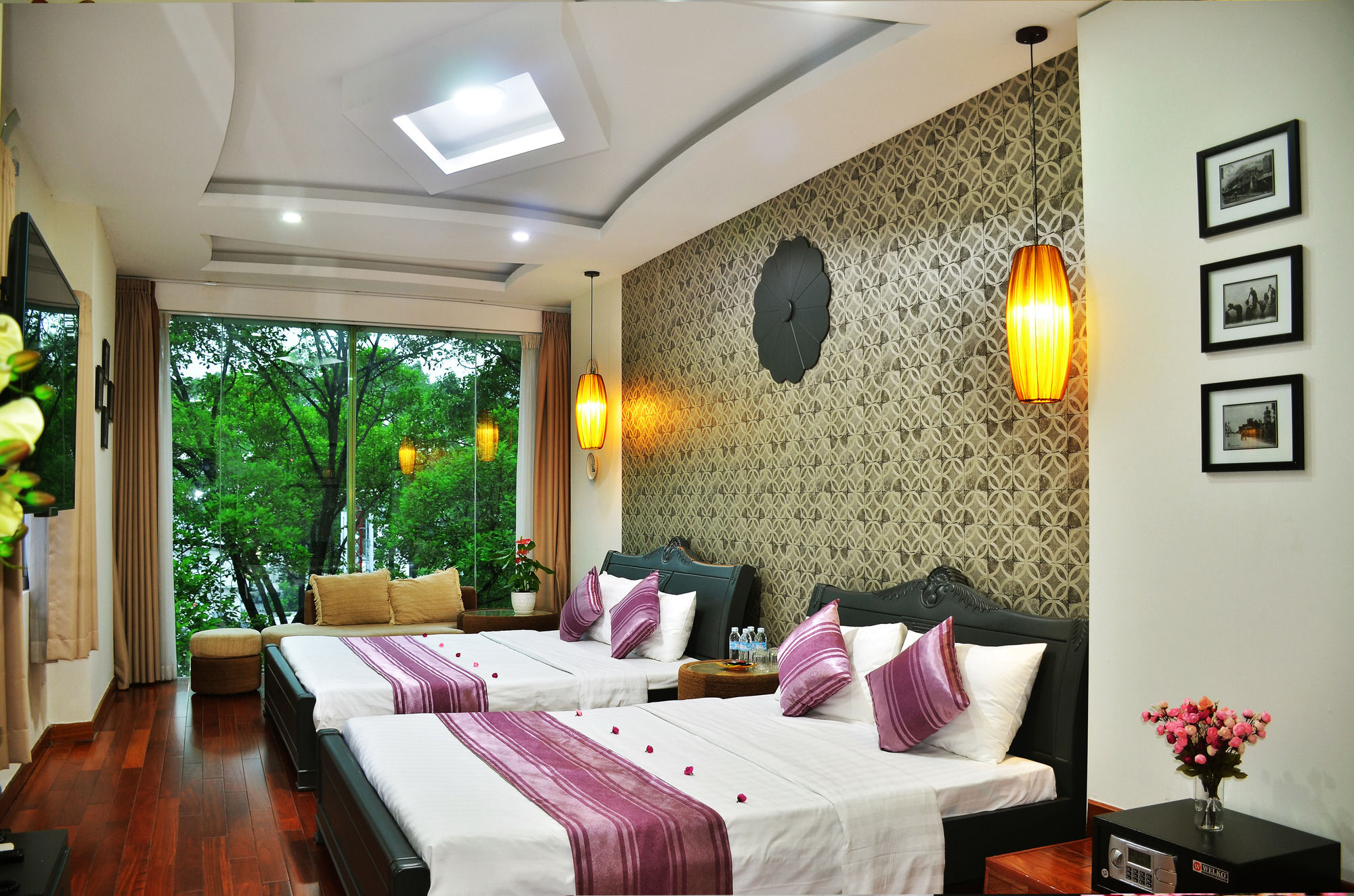 Фото Sense Legend Hotel