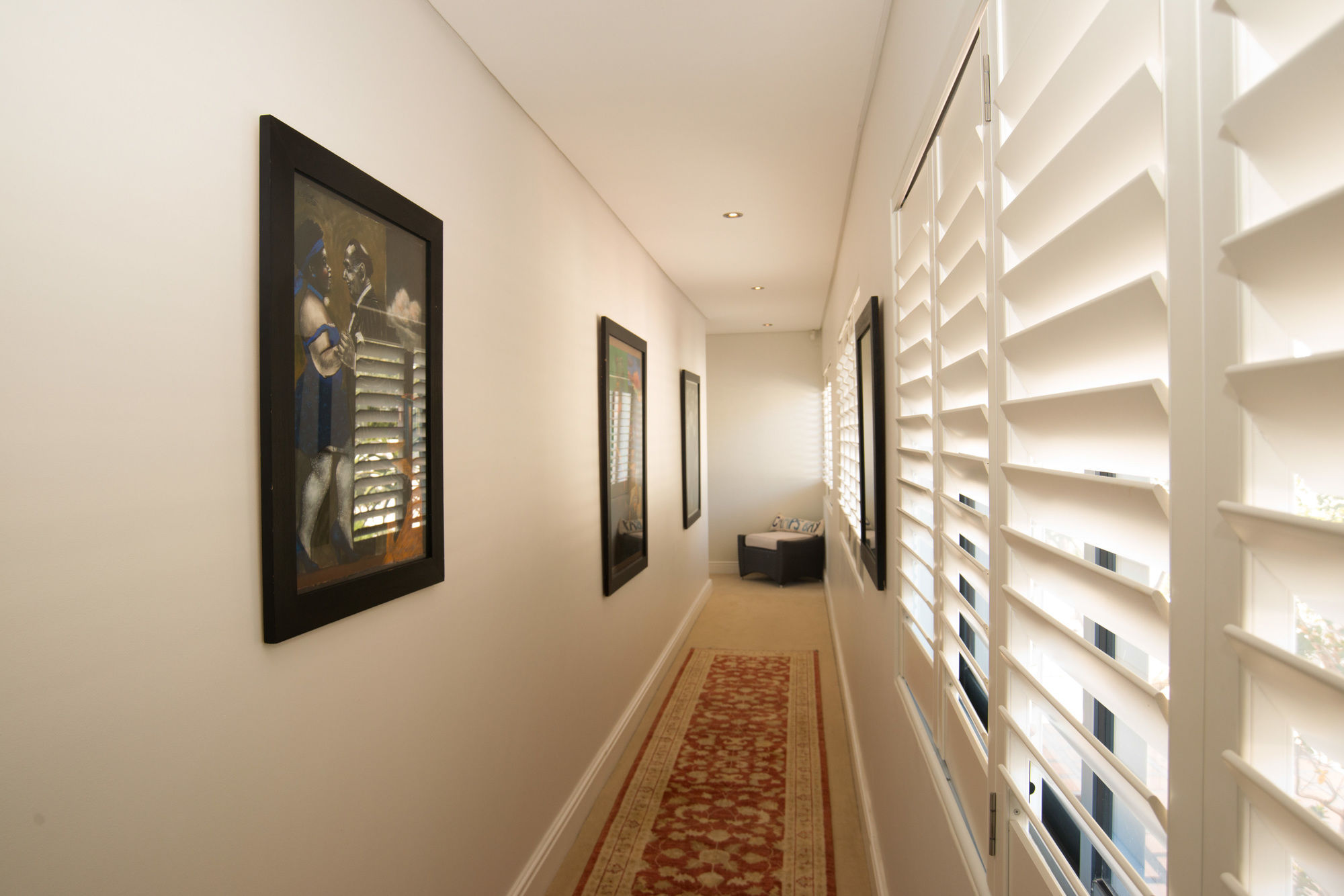 Фото The Blue Emerald