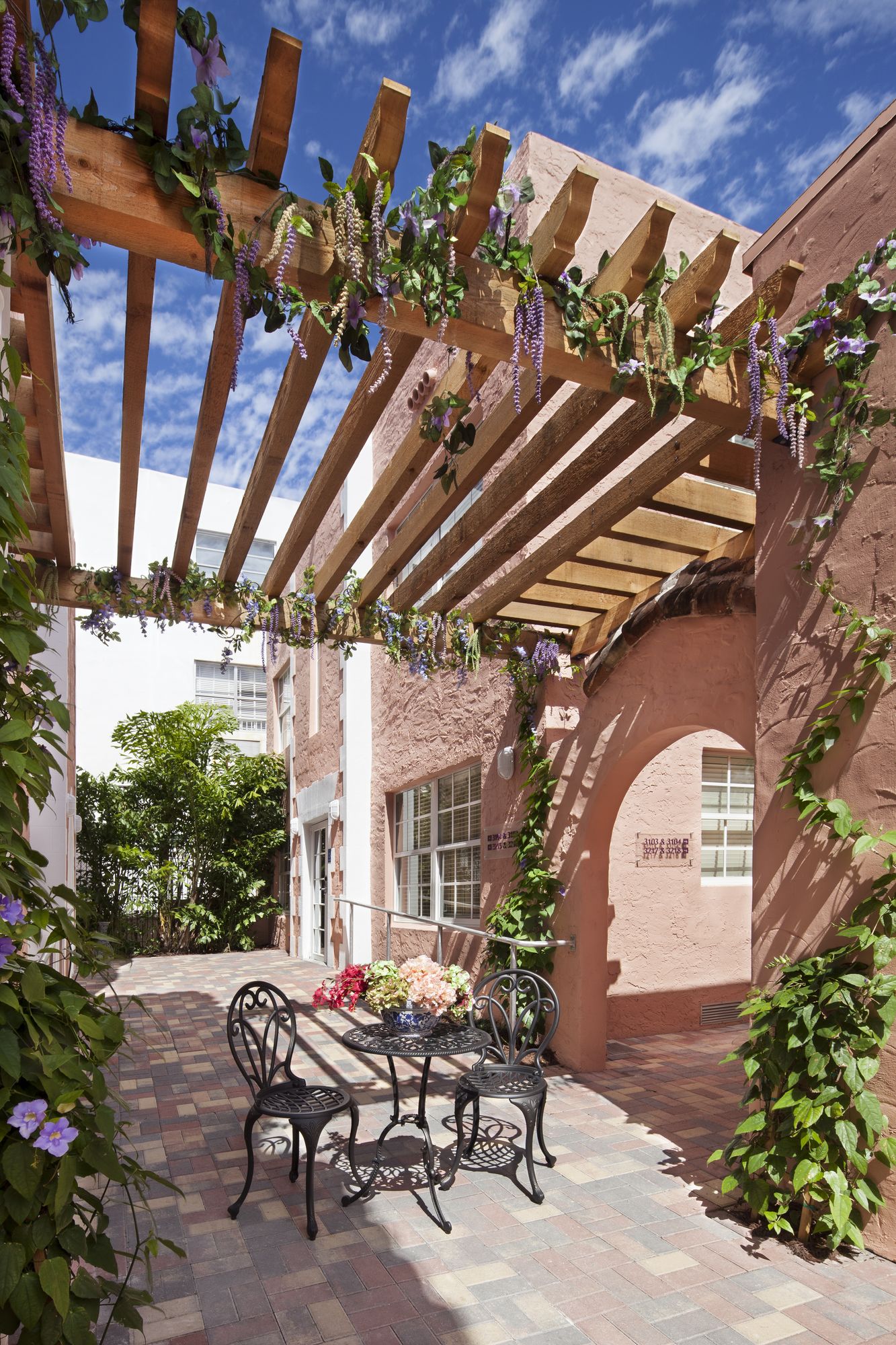 Фото Kasa El Paseo Miami Beach