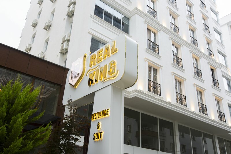 Гостиница Real King Suit Otel в Йомре