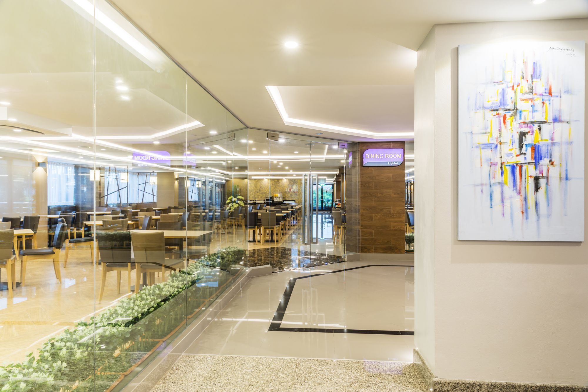 Фото Livotel Hotel Hua Mak Bangkok