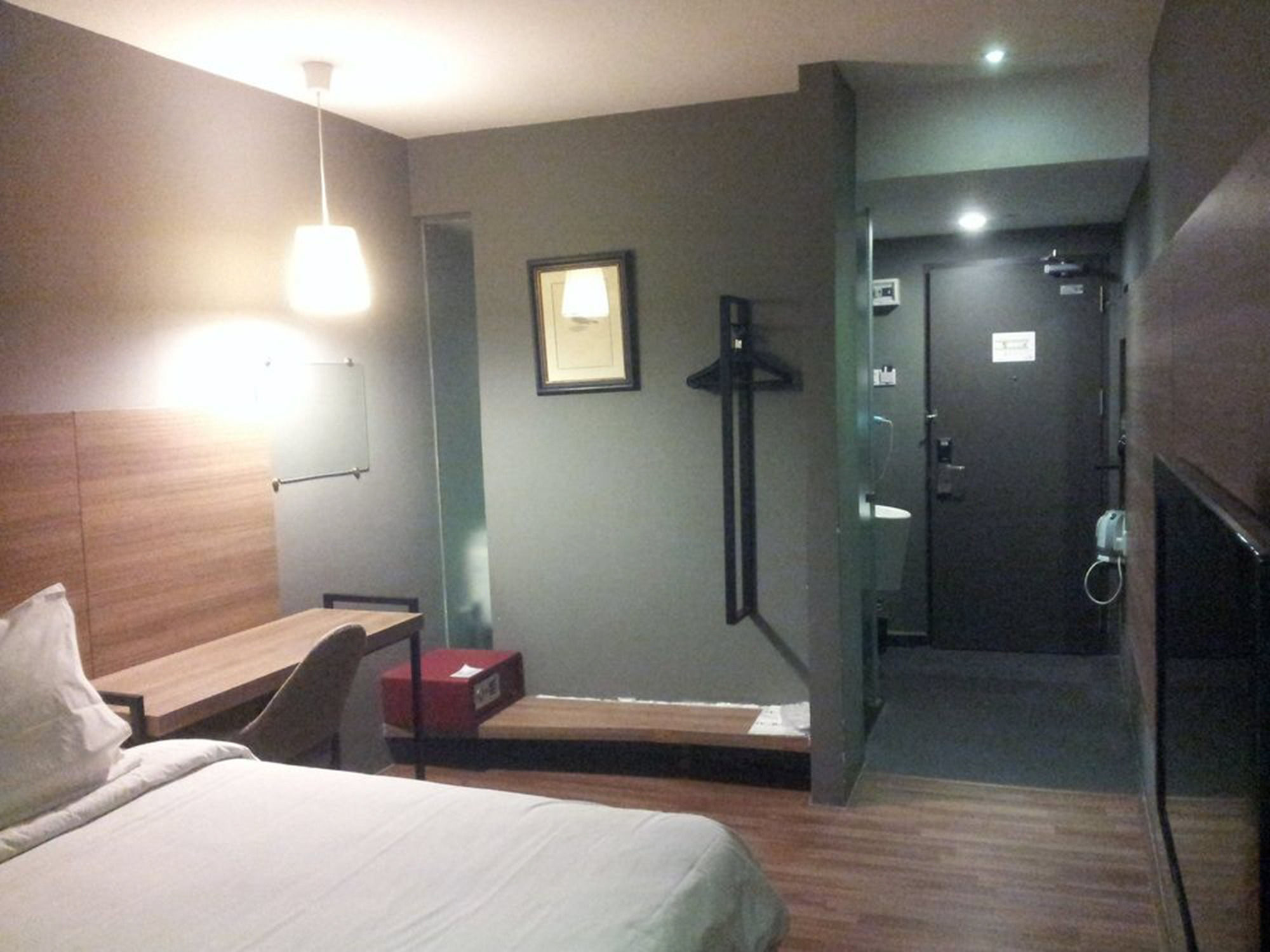 Фото The Leverage Business Hotel Mergong