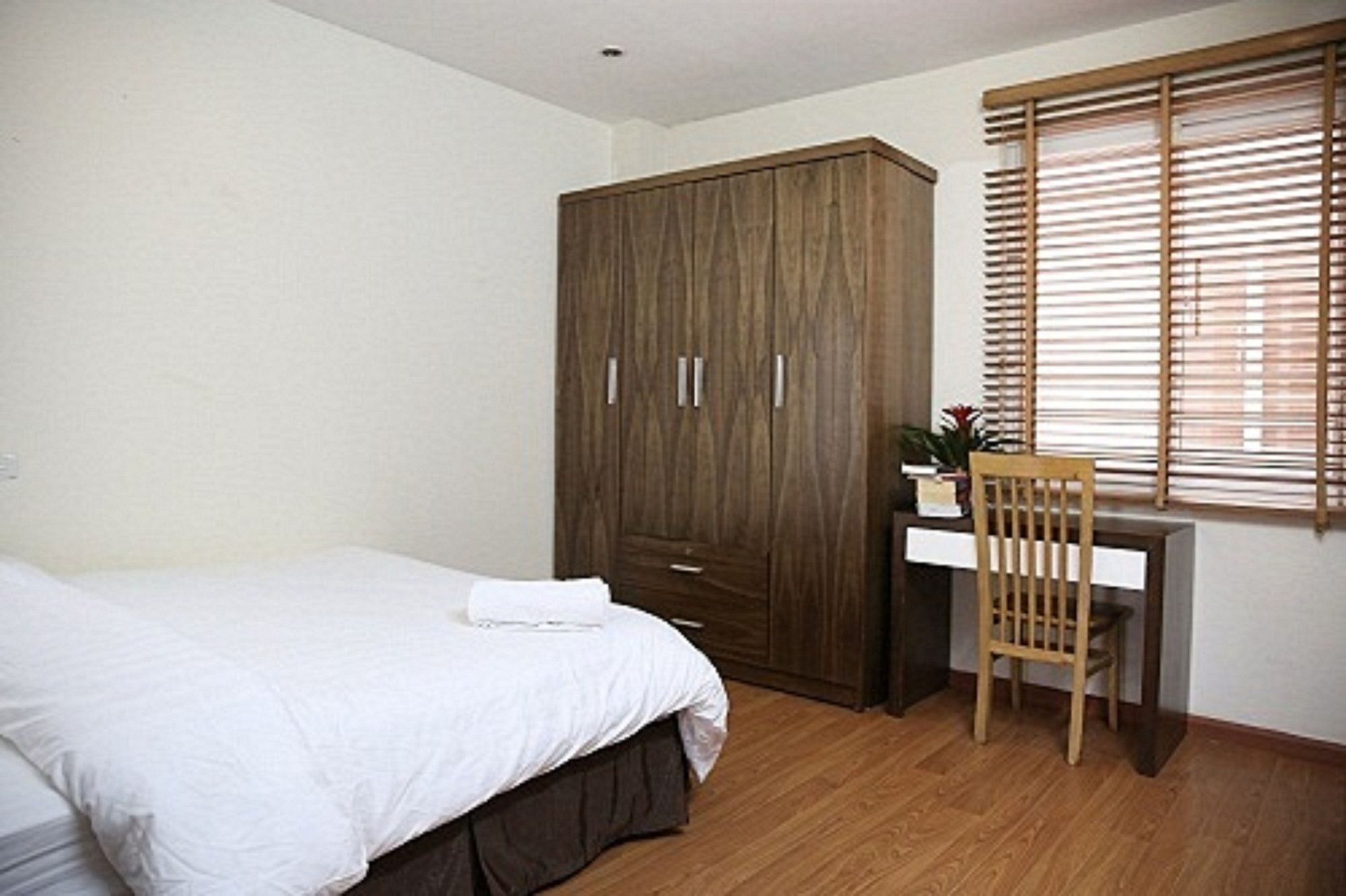 Фото V-house 1 Serviced Apartment