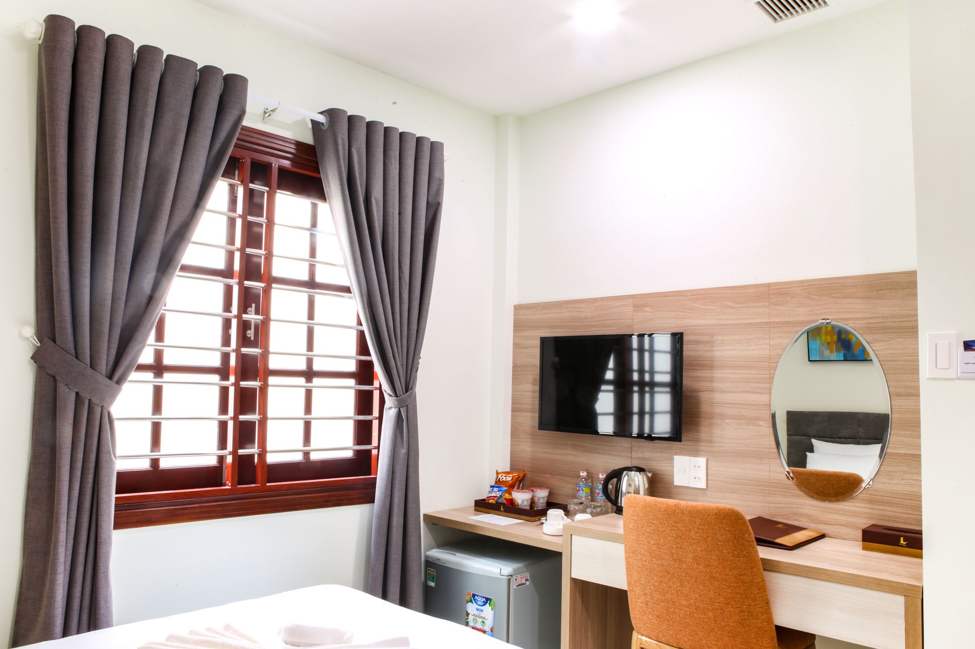 Фото Lake View Hotel